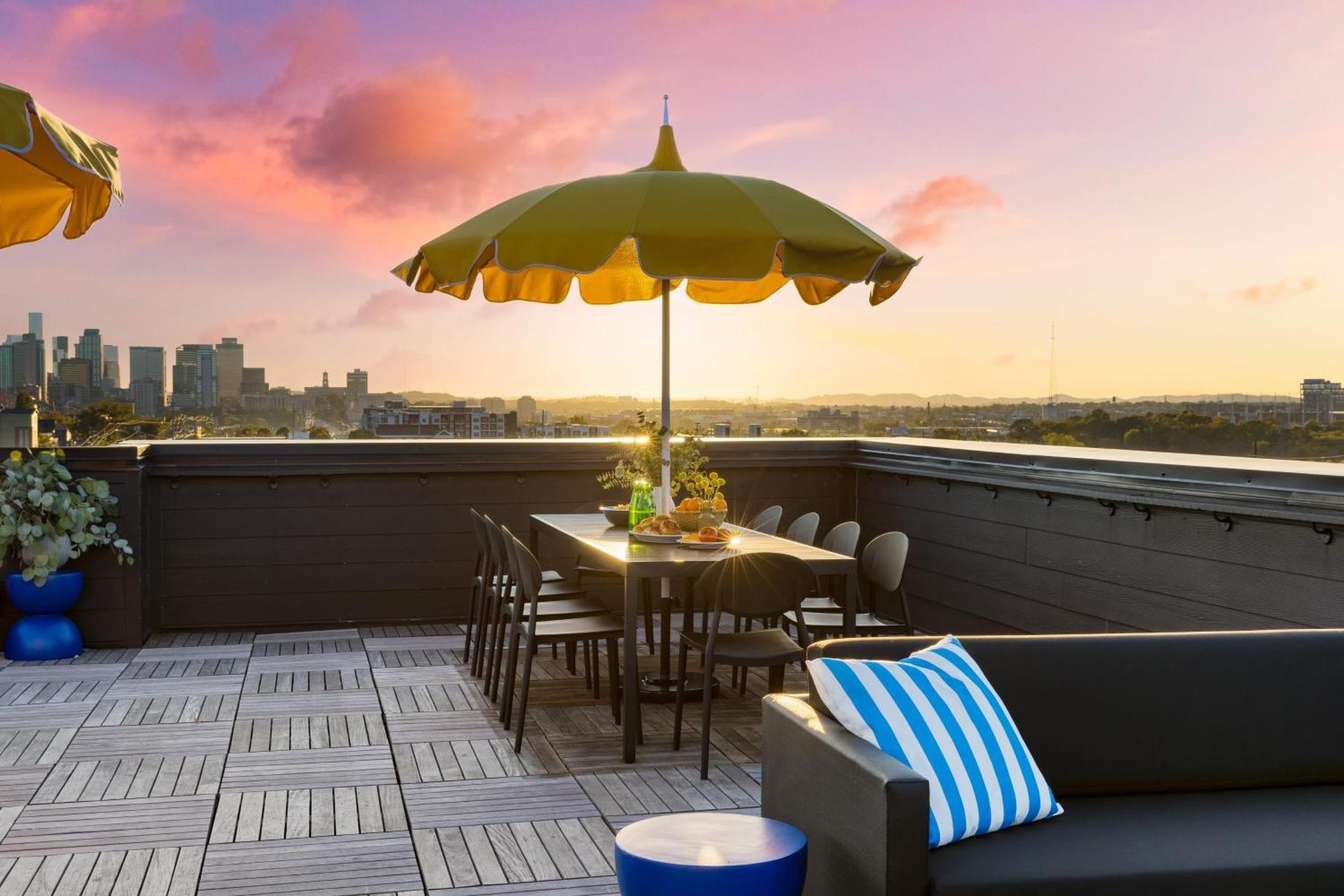 Sonder The Lookout Aparthotel Nashville Bagian luar foto